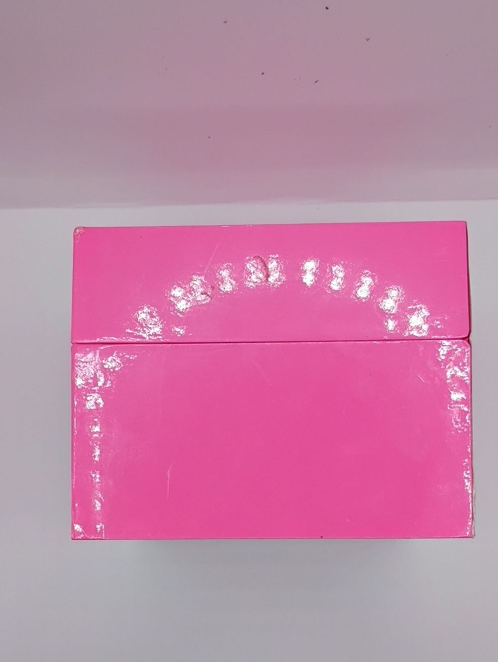 Betsey Johnson White Strap Watch with Pink Heart Face 🩷🤍 - Picture 10 of 16